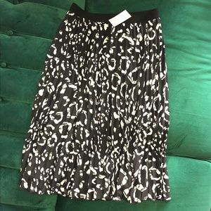Abstract Leopard Print Pleated Skirt - H&M